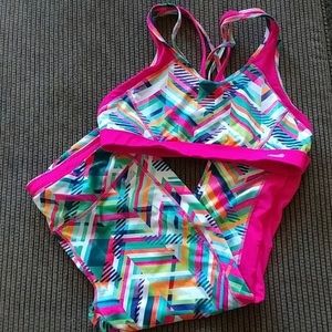 Avia Workout Set — Capri’s and Sports Bra